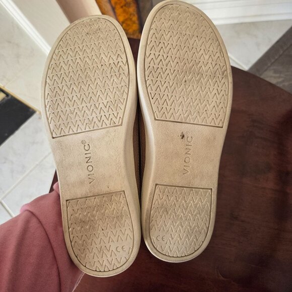 Vionic Womens Size 8 Zinah Blush Tan Slip-On Sneakers Leather Suede Upper Casual - Picture 8 of 10